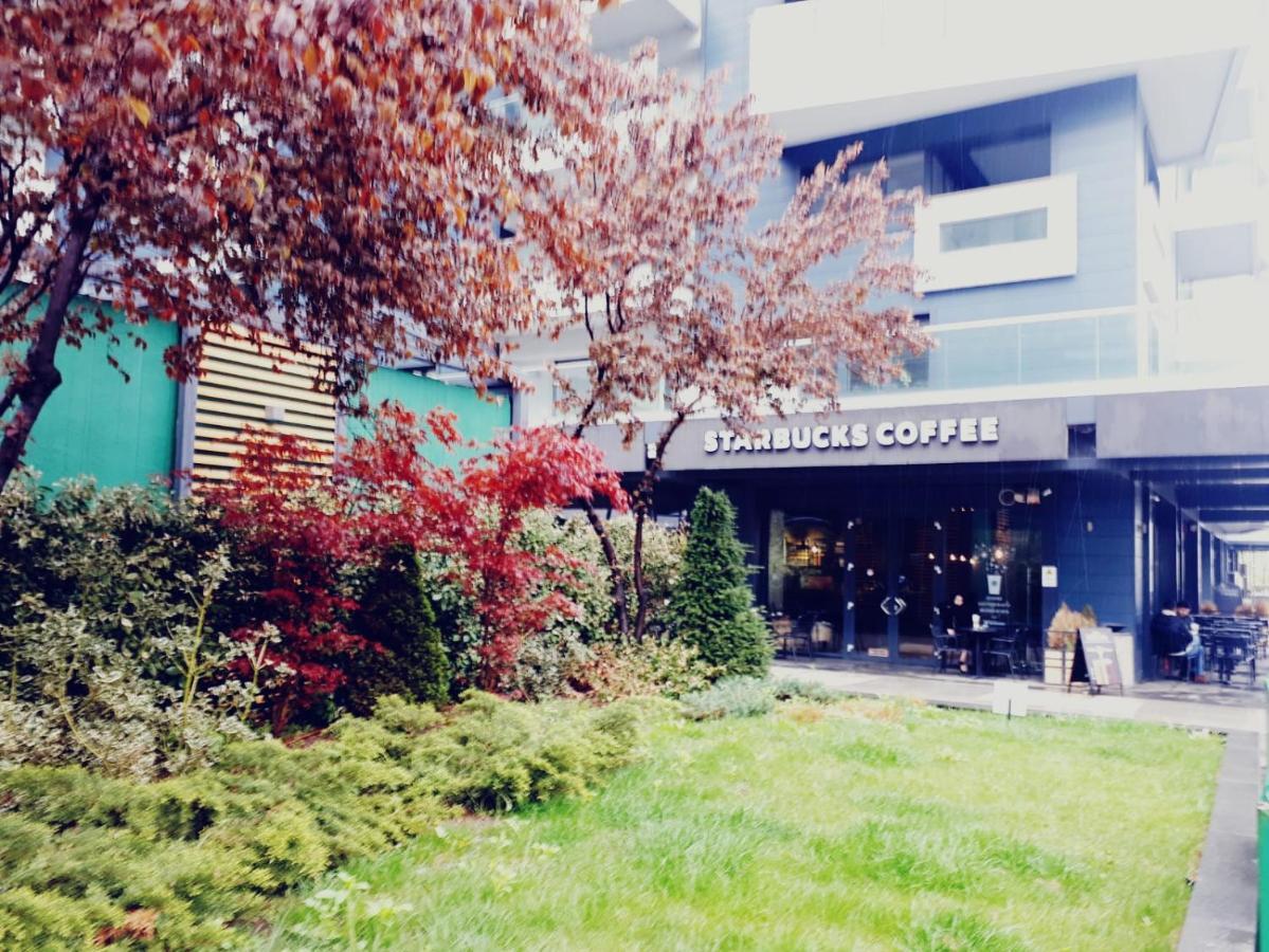 Upground 365 Apartments Bukarest Exterior foto